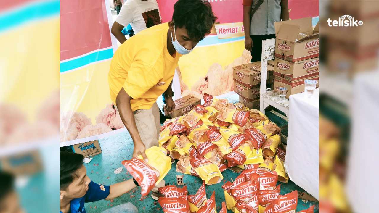 Hari Kedua Pasar Murah, Disperindag Siapkan 400 Dos Minyak Goreng