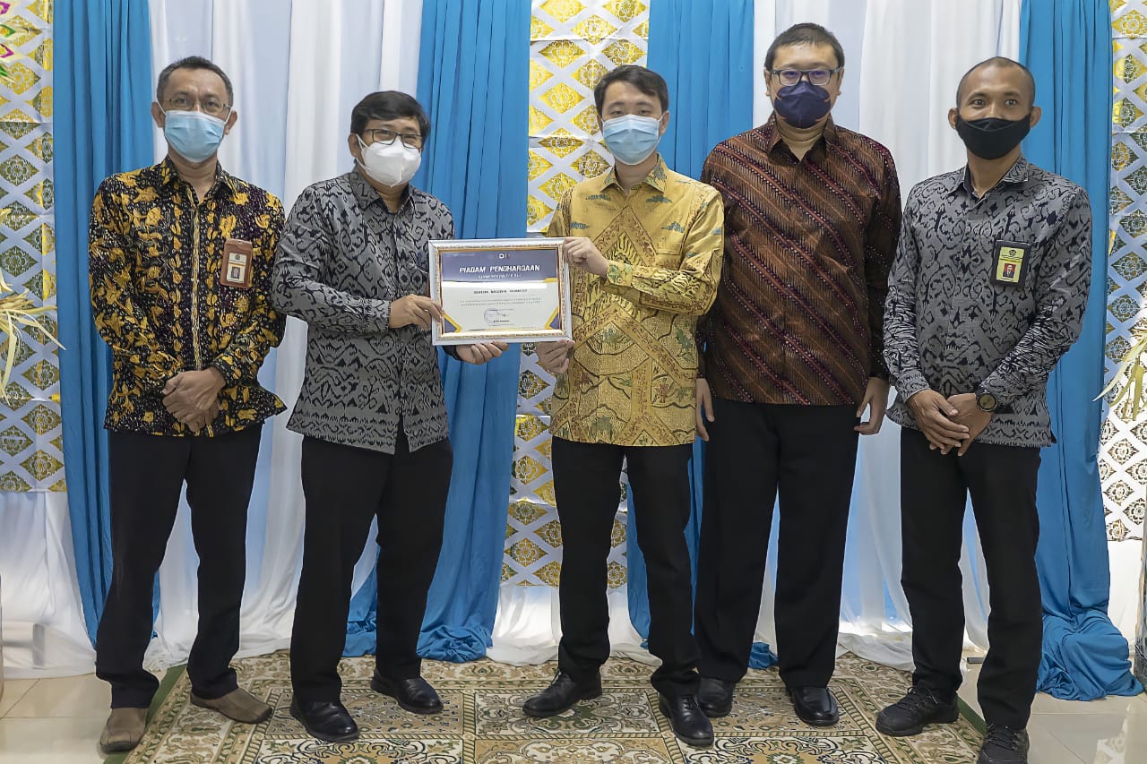 Indodax Terima Penghargaan Patuh Pajak dari DJP Kementerian Keuangan