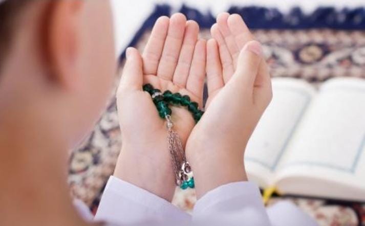 Keutamaan Mengawali Doa dengan Salawat