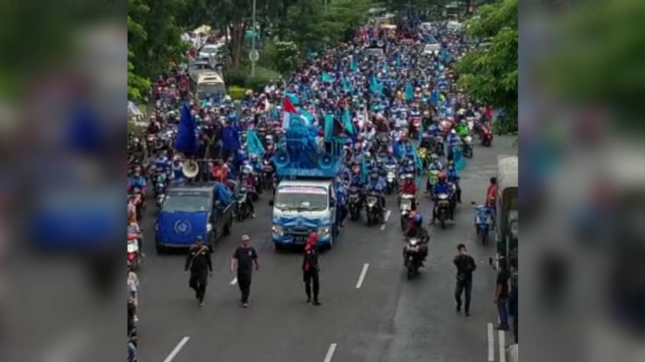 Minta Gubernur Tetapkan Upah Minimum 2022, GASPER Jatim Gelar Aksi