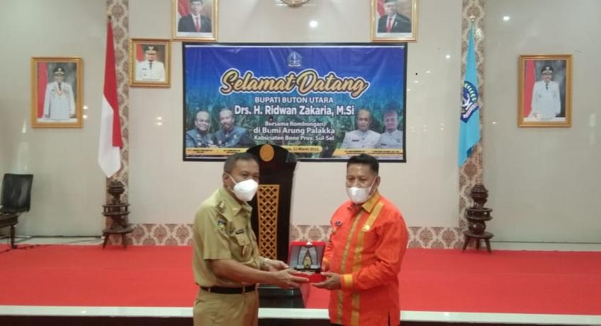 Pemkab Butur Studi Tiru Pengelolaan Jagung Kuning di Bone Sulsel