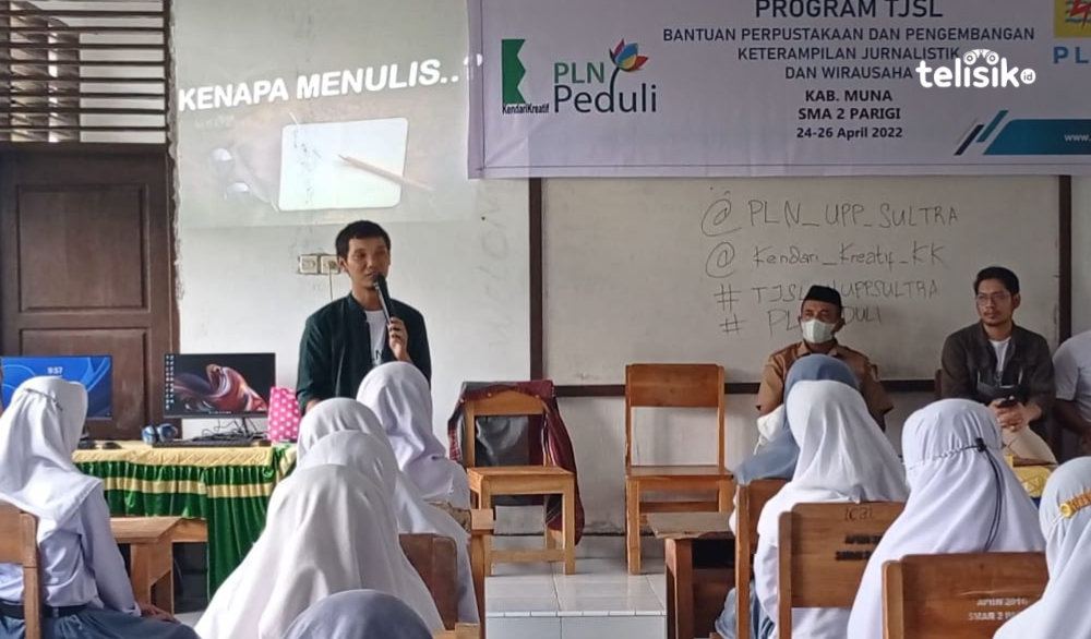 Jurnalis Telisik.id Tanamkan Jiwa Literasi Pelajar Muna