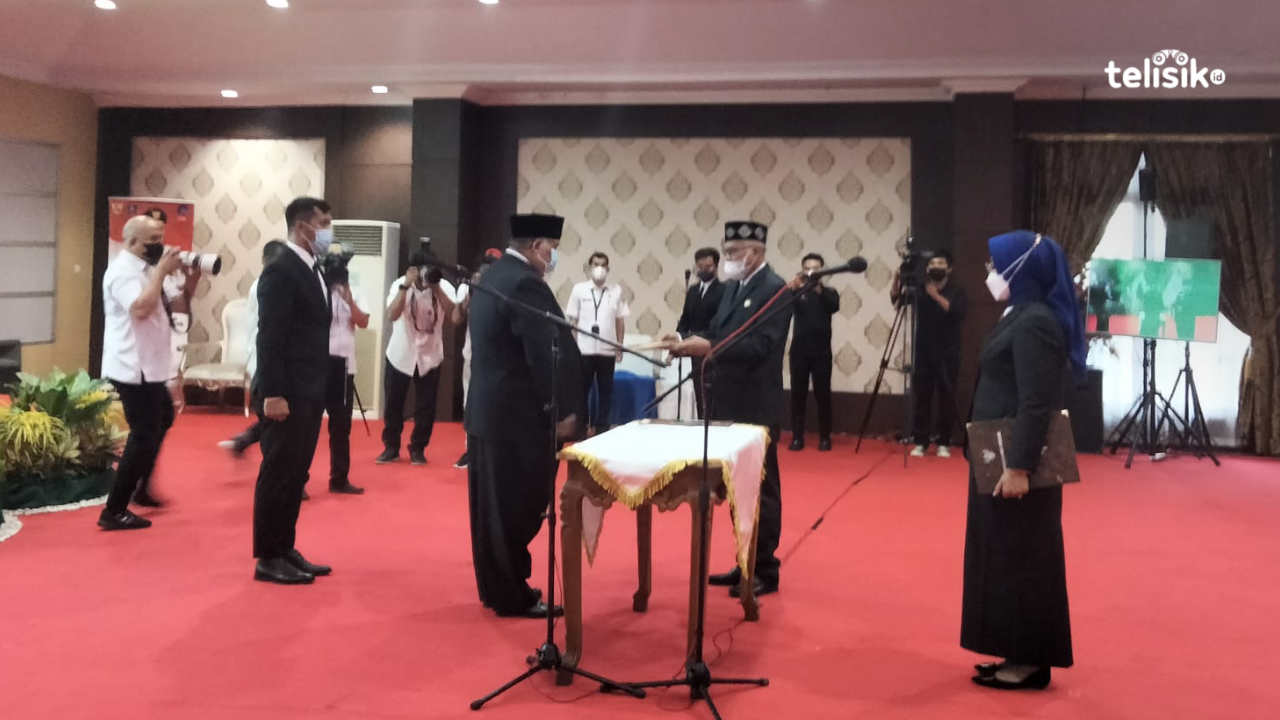 Asrun Lio Jadi Plh Sekda Sultra, Ali Mazi: Kalau Tidak Bagus Kita Ganti Lagi