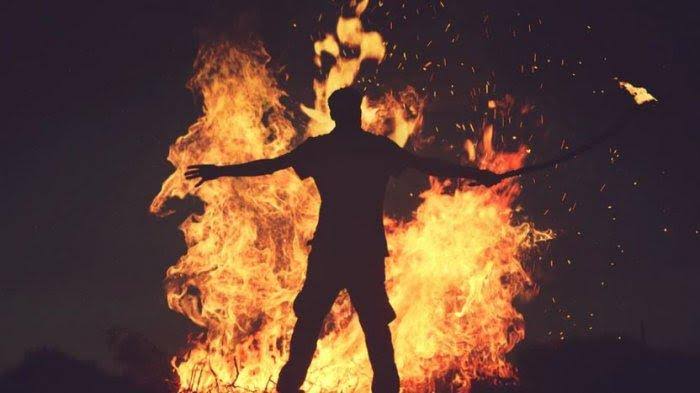 Bakar Al-Quran, Aksi Pimpinan Partai Ini Picu Gelombang Protes