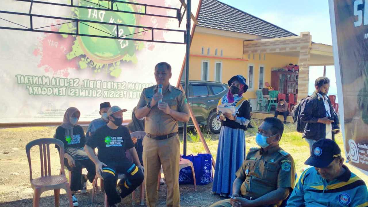 Hadiri Penanaman Mangrove, Ini Harapan Sekda Konawe untuk Warga Pesisir