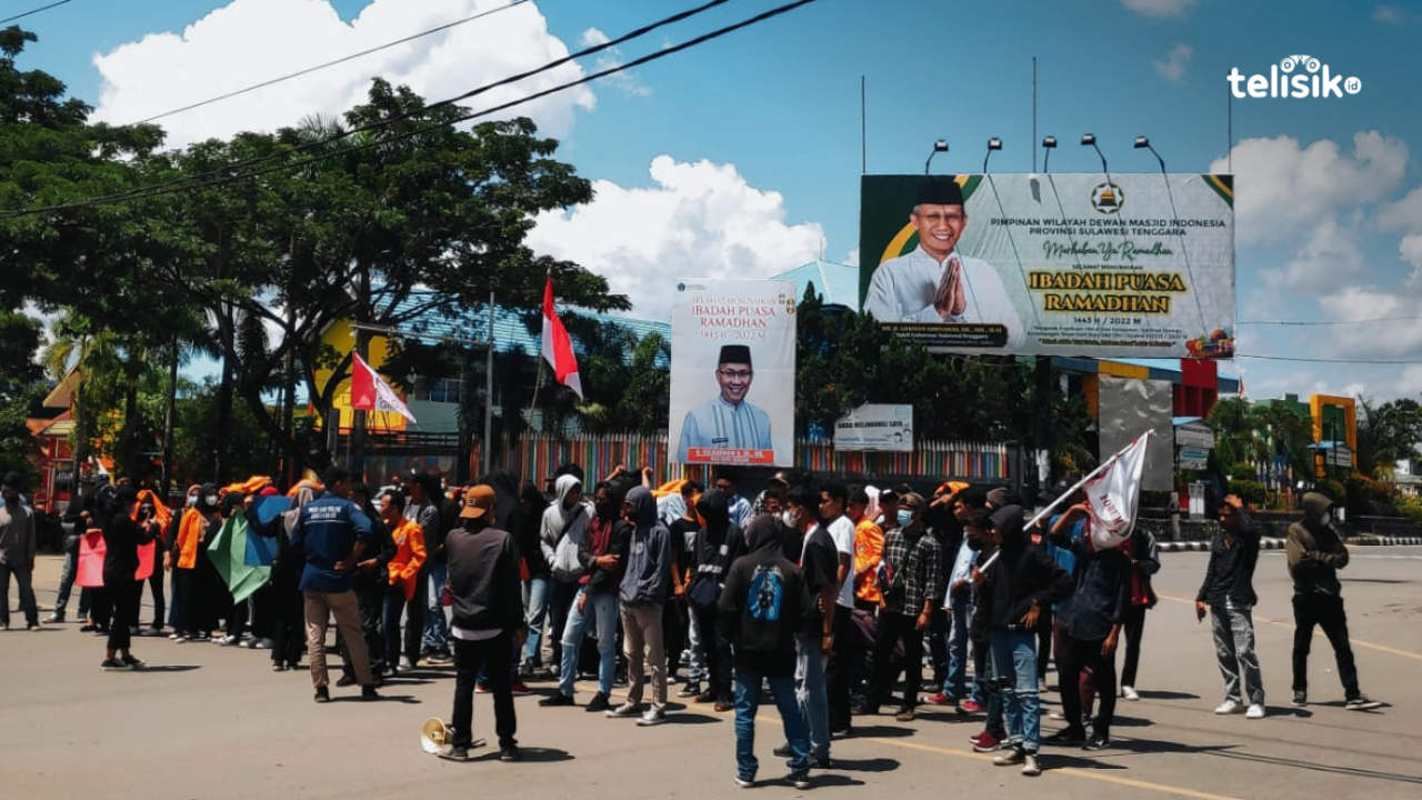 Mahasiswa Kini Berdiri Tegak Sebagai Oposisi