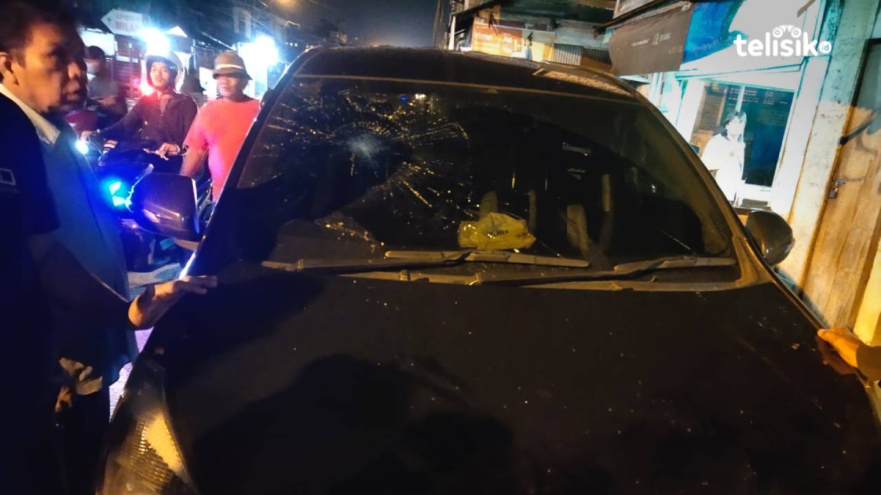 Mobil Wartawan Ini Dilempar OTK Usai Beritakan Aktivitas Galian C