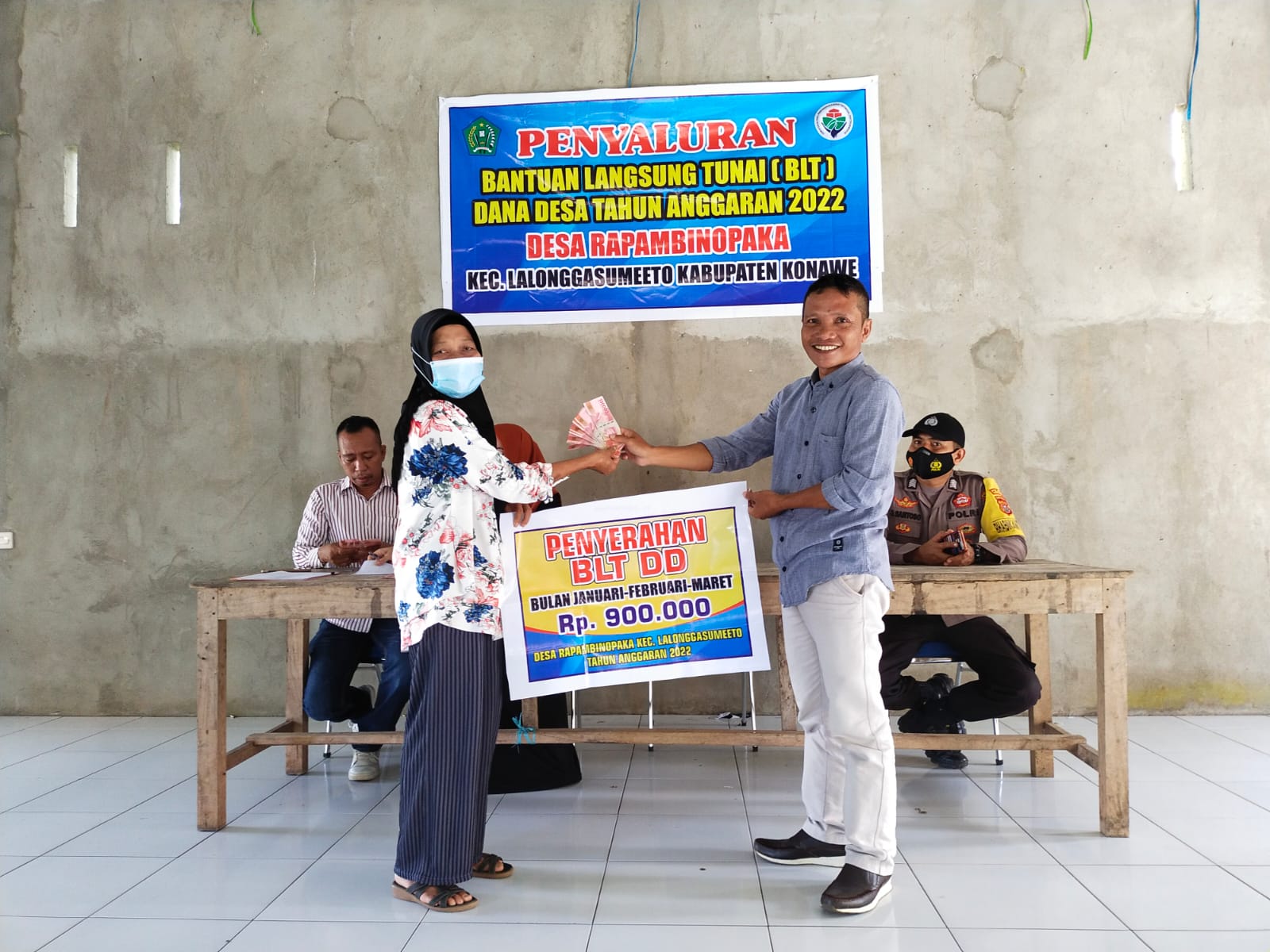 Nelayan Dominasi Penerimaan BLT DD di Desa Rapambinopaka Konawe