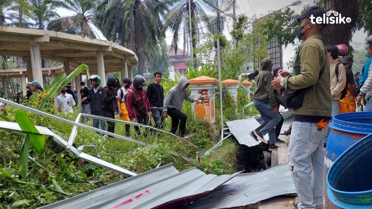 Pagar Proyek Kantor Wali Kota Kendari Rusak Akibat Demo, Sulkarnain: Masih Batas Kewajaran