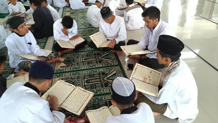 Perbanyak Tadarus Al-Quran di Bulan Ramadan, Dapatkan Keutamaannya