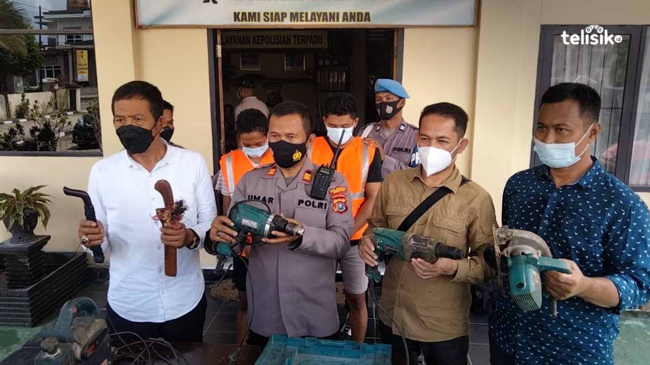 Rampok Gudang Gunakan Sajam, Dua Pemuda Tak Berkutik Ditangkap Polisi