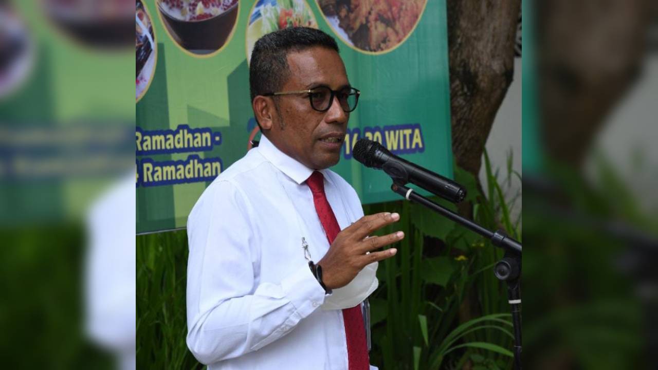 Rektor UHO Berbagi Tips Jalankan Puasa Ramadan