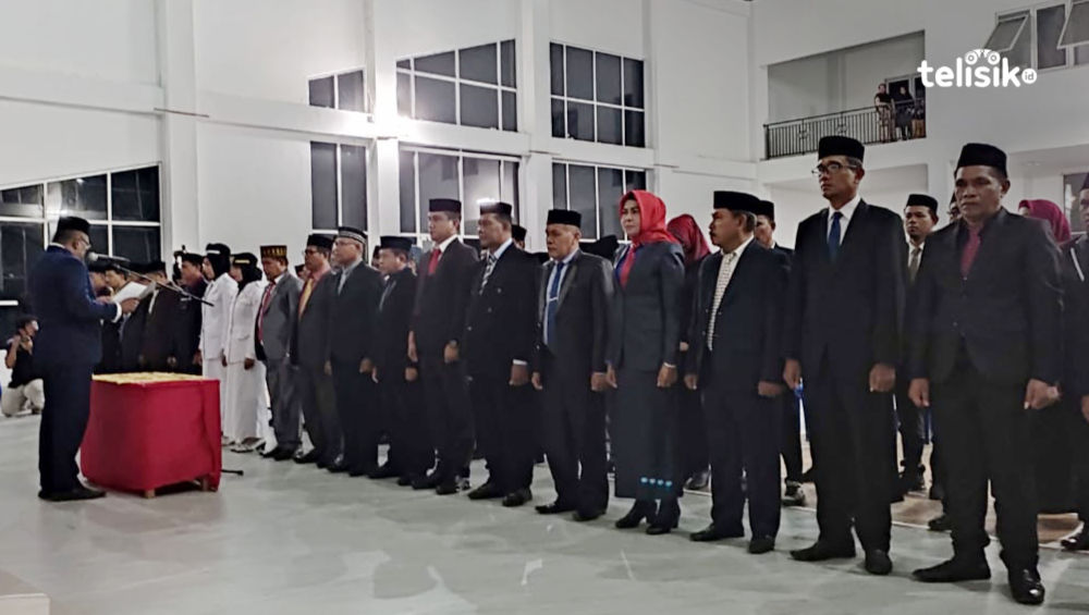 Akhir Jabatan Bupati Buton Tengah Rombak Puluhan Kabinet