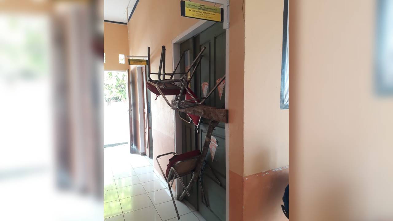 Anggota Masih Segel Ruang Kabid Satpol PP Gegara Honor Belum Dibayar