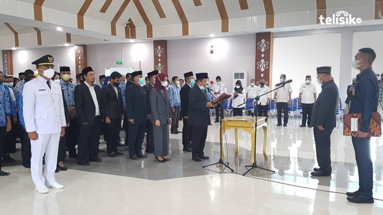 Jelang HUT Ke-19, Ratusan ASN Konawe Selatan Dapat Jabatan Baru