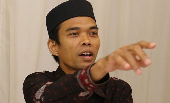 UAS Tak Diizinkan Masuk Singapura, Ngaku Dimasukkan ke Ruangan Kecil