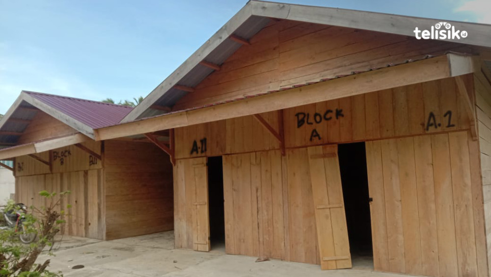 80 Kios Darurat di Pasar Wakuru Muna Mulai Rusak