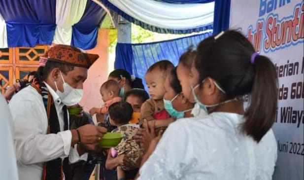 Di Manggarai, Anak di Bawa Usia 2 Tahun Jadi Prioritas PMT Stunting oleh Bank NTT