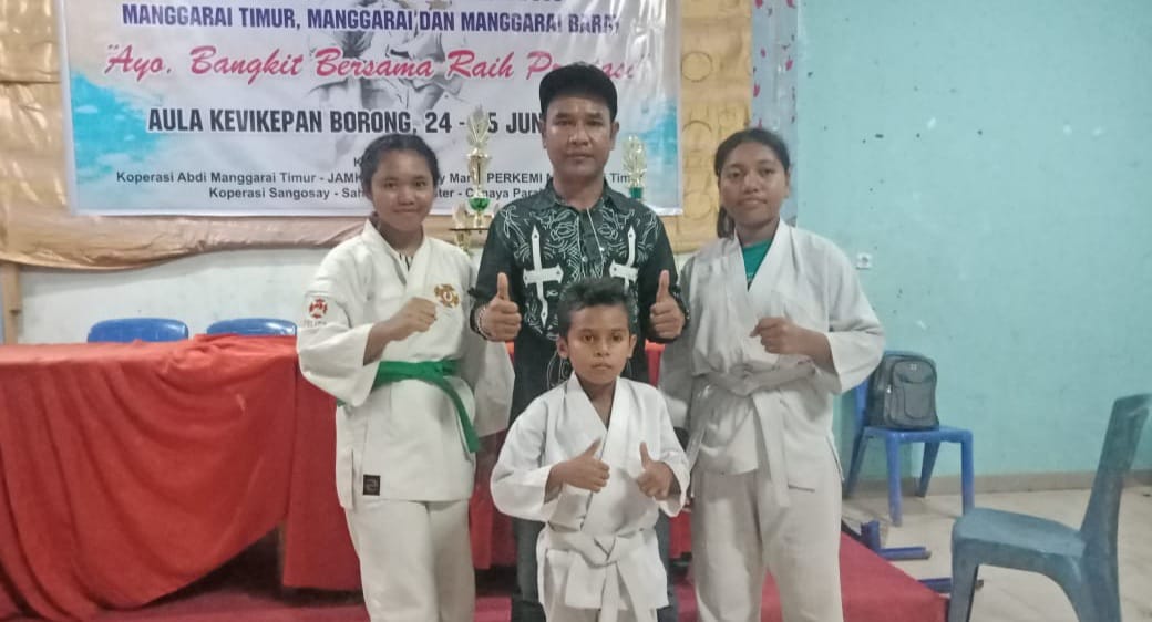 Lamba Leda Utara Sabet Lima Medali Emas di Kejurdo Kempo se-Manggarai Raya