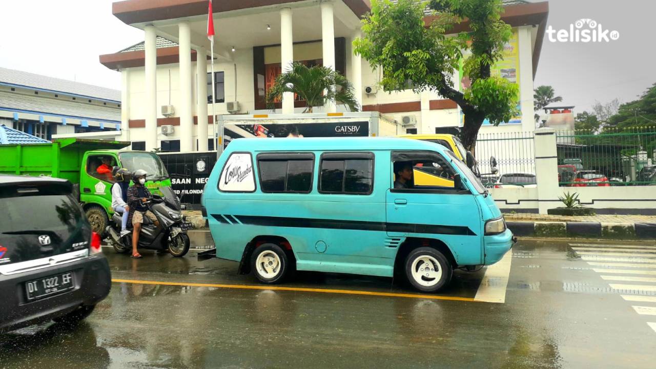 Pasca BBM Bersubsidi Dihapus, Sewa Angkutan Umum di Kendari Tak Berubah