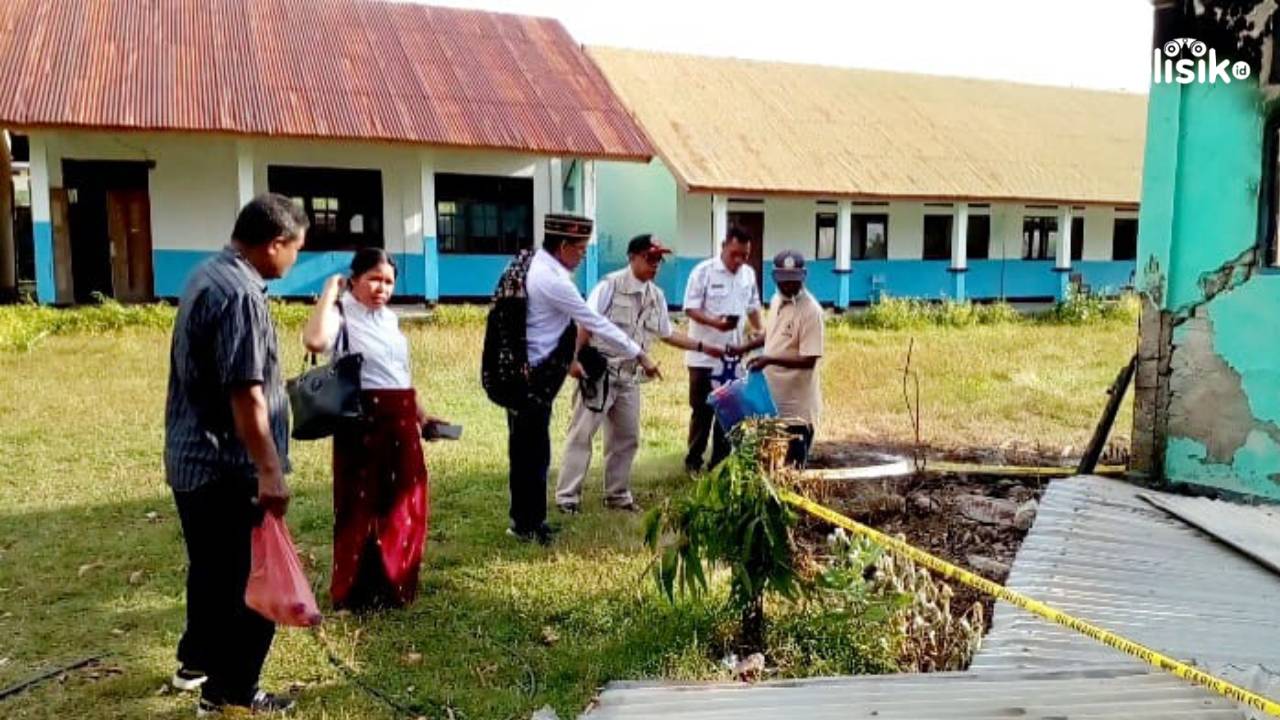 Perbaikan Perpustakaan SMPN 1 Reok yang Terbakar Lihat Peluang APBD dan DAK