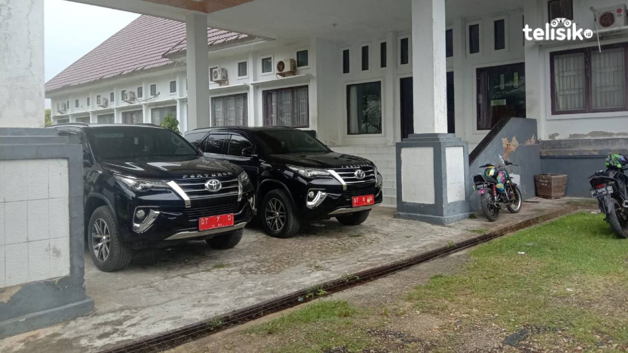 Pergantian Ketua DPRD Muna dan 4 Raperda Tidak Masuk Agenda Pembahasan