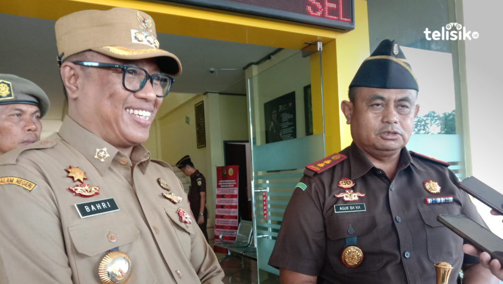 Pj Bupati Muna Barat Tata Birokrasi Sesuai Aturan