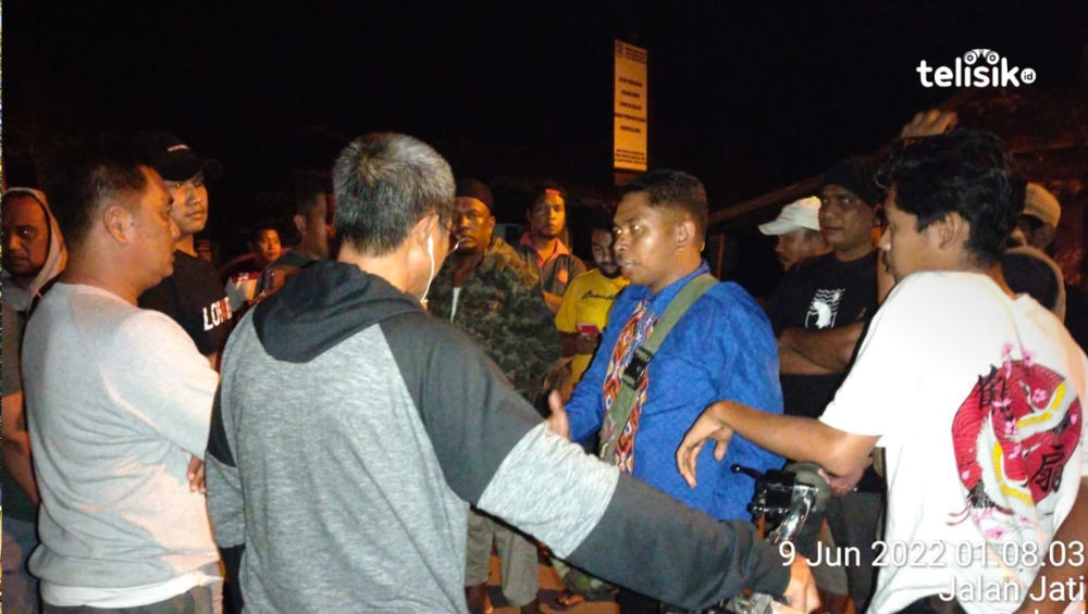 Stop Berspekulasi, Pelaku Pembakaran Kantor DPRD Muna Barat Diduga Alami Gangguan Jiwa