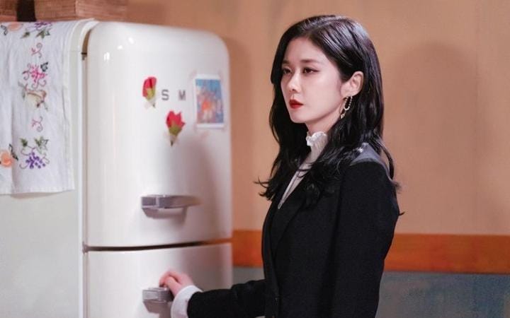 Ciri-ciri Wanita yang Tak Gampang Jatuh Cinta