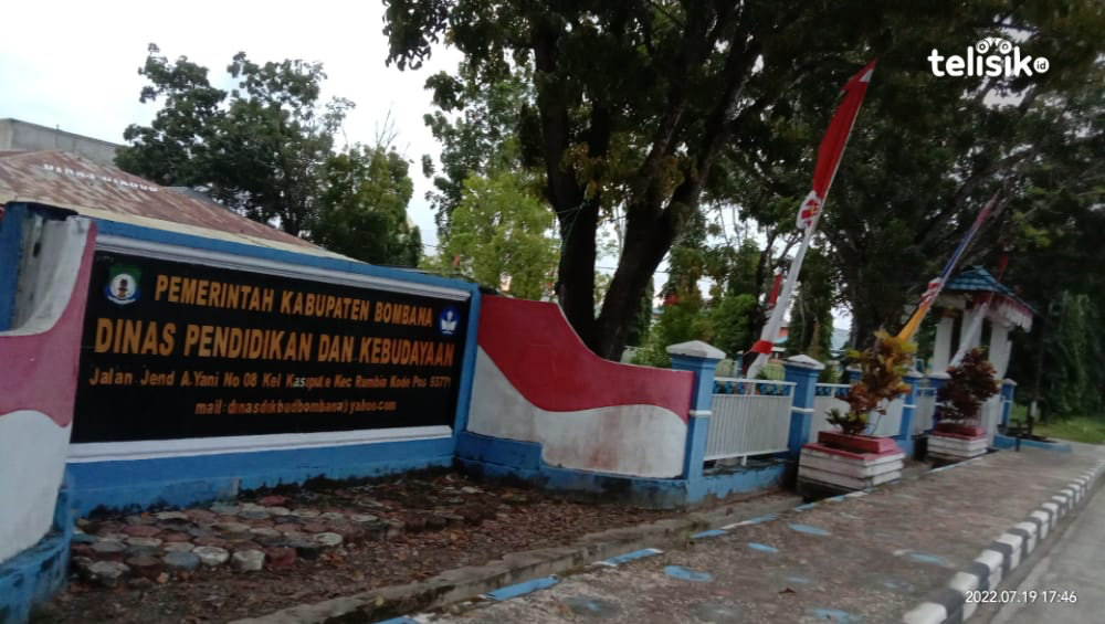 Kadis Pendidikan Bombana Warning Kepala Sekolah Gara-gara Tunggak Pajak Dana BOS