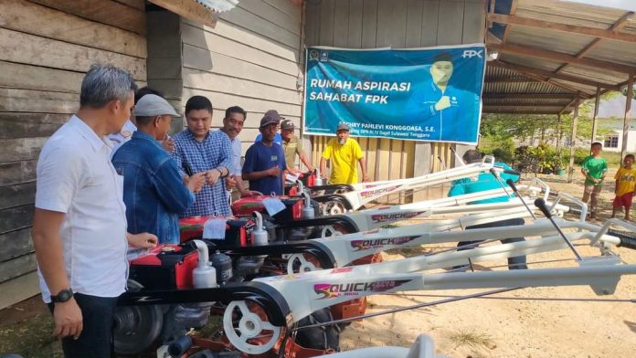 Kelompok Tani Konawe Dapat Bantuan Alsintan Dari Anggota DPR RI