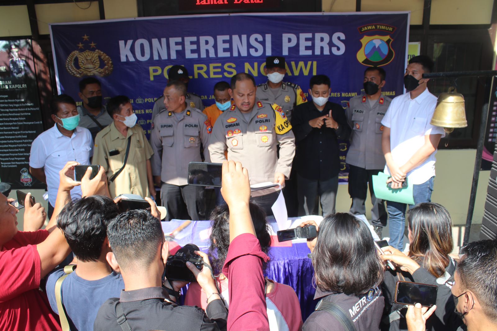 Mengaku Mampu Usir Jin, Guru Spiritual Cabuli Gadis Ini hingga Bunting   