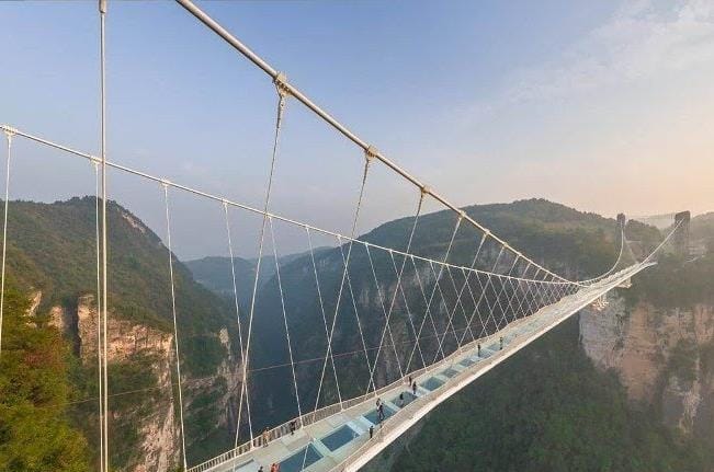 7 Jembatan Terindah di Dunia Bak Negeri Dongeng, Ada Indonesia