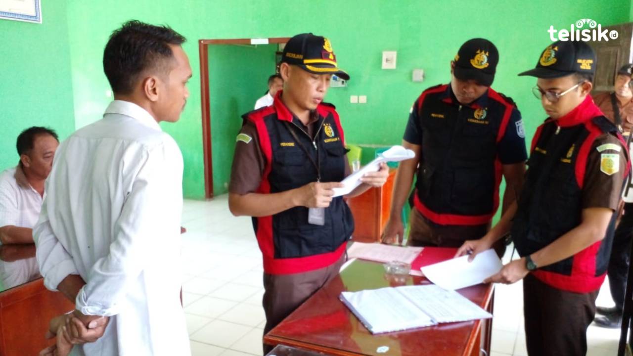 Cabjari Manggarai di Reo Geledah SMK Mutiara Bangsa Terkait Dugaan Korupsi Dana BOS