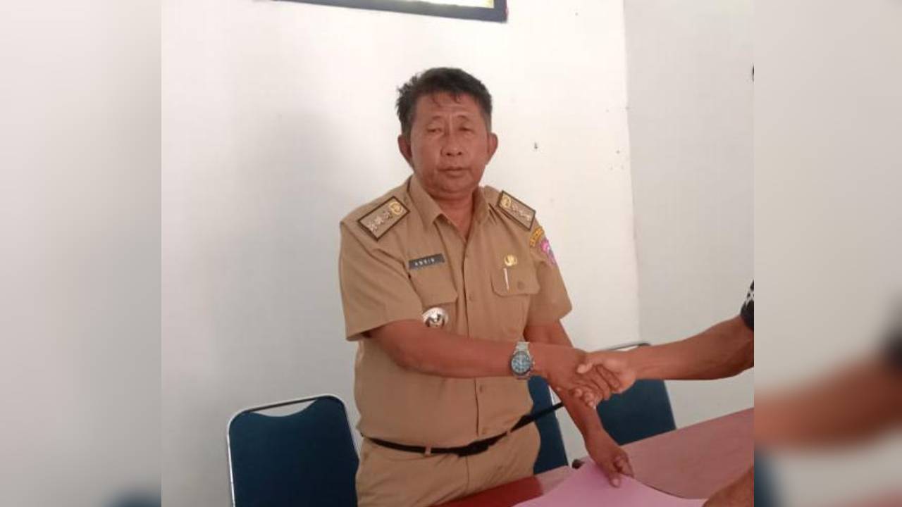 Camat Kambowa Bantah Dugaan Pungli 17 Agustus, Begini Penjelasan Kepala Desa