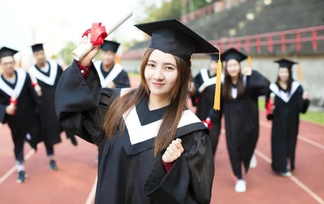 Ini 7 Tips Lulus Kuliah Lancar dan Tepat Waktu