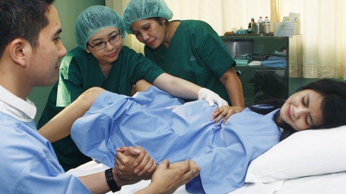 Kenali Perdarahan Normal dan Abnormal Pasca Melahirkan