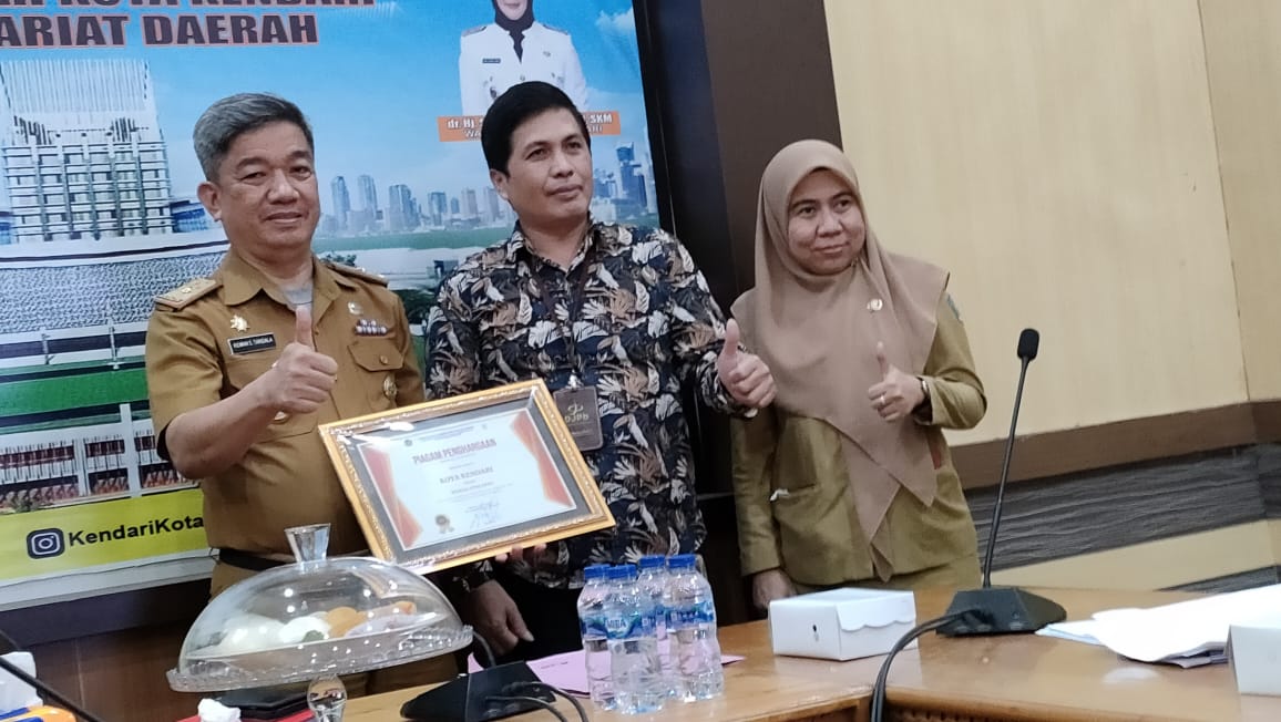 Salurkan DAK Fisik Tercepat, Pemkot Kendari Diganjar Penghargaan dari Dirjen Perbendaharaan