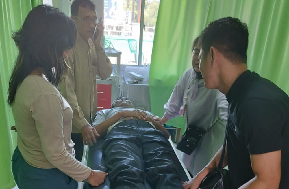 Tabrakan Dua Motor vs Mobil, Satu Meninggal Dunia Lainnya Luka Parah