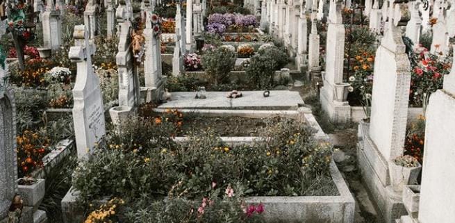 Tanda-Tanda Ajal Seseorang Sudah Dekat Menurut Pakar dan Medis