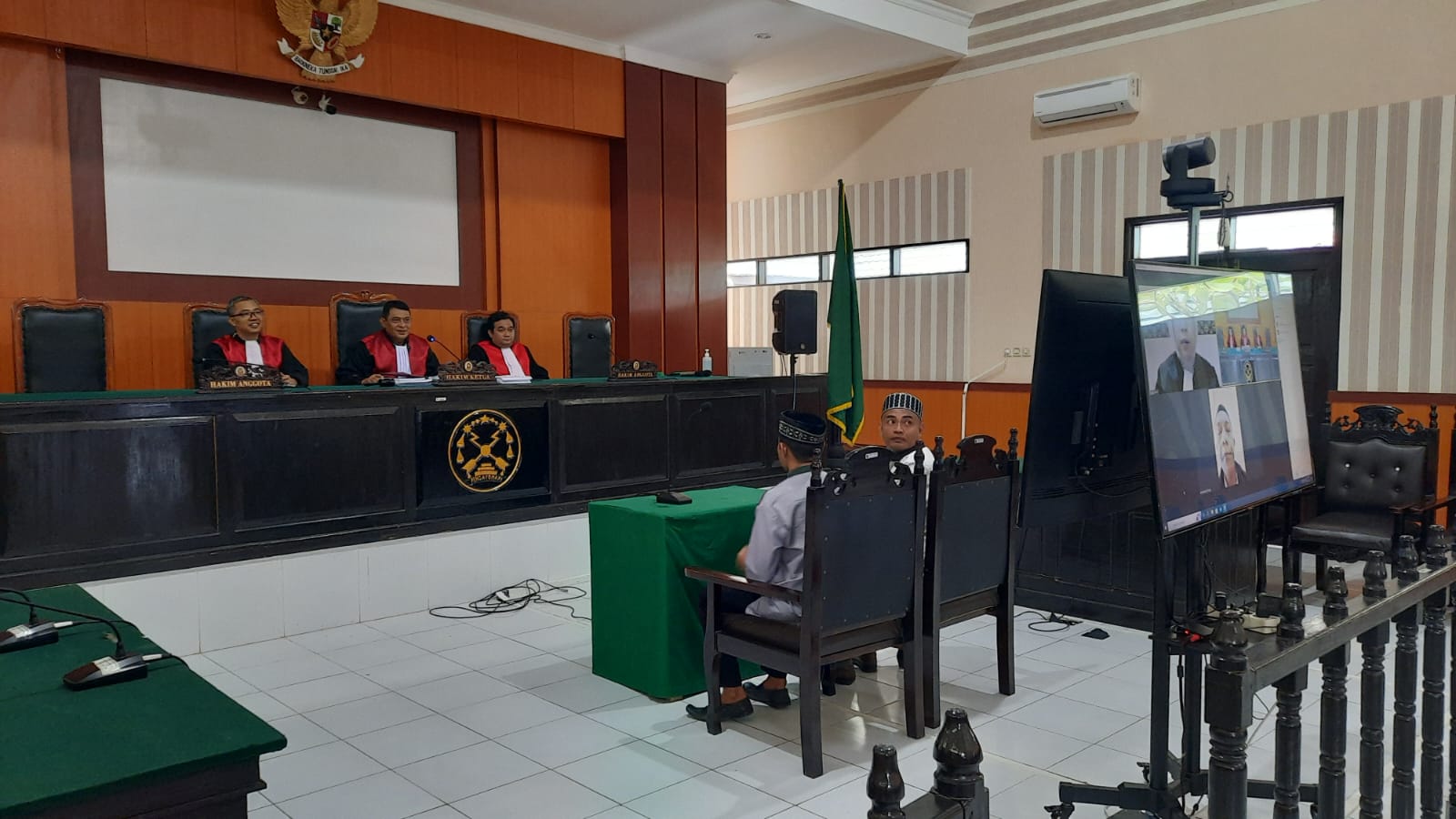 Terbukti Korupsi, Kades dan Kaur Keuangan di Buton Utara Divonis 5,6 Tahun Penjara