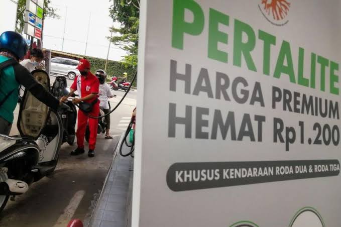 Usul DPR: Buat Fatwa Beli BBM Pertalite dan Solar