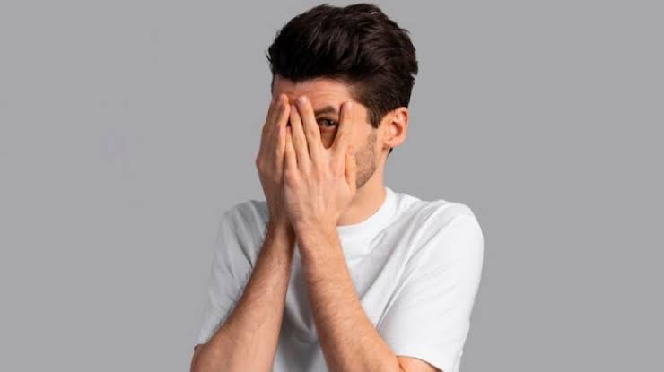 3 Tips Hilangkan Sifat Pemalu yang Berlebihan