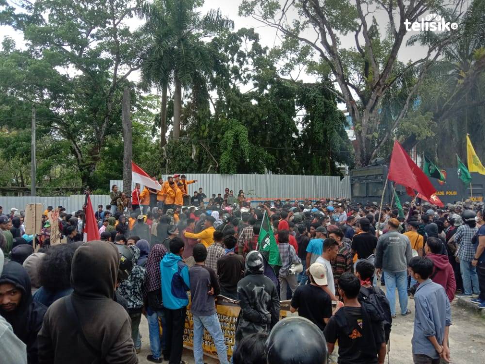 Unjukrasa Terus Berlanjut, PDIP Sebut Harga BBM Bisa Turun Asal Perang Ukraina-Rusia Mereda 