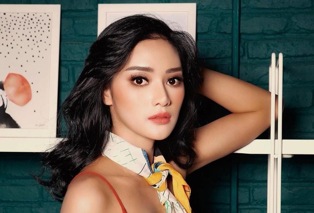 Cantiknya Devina Kirana yang Dituding Selingkuhan Rizky Billar, Lesti Kejora Lewat