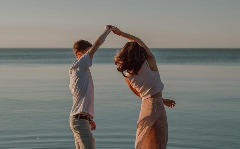 Lakukan Hubungan Intim dan Hampir Menikah, Pasangan 6 Tahun Ini Ternyata Saudara Kandung