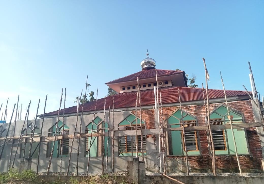 Masjid Berusia 30 Tahun Mulai Direnovasi, Pemdes Minta Perhatian Pemda Muna Barat