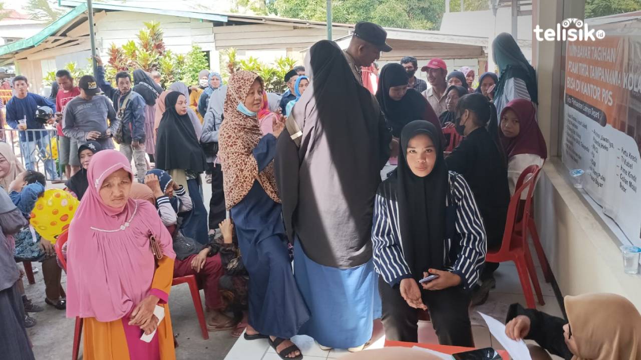 Ribuan Masyarakat Kolaka Utara Terima Kompensasi Kenaikan BBM