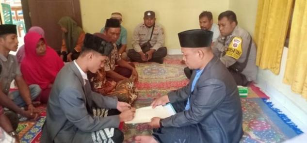 Tahanan Ini Nikahi Pujaan Hatinya di Rutan Polsek