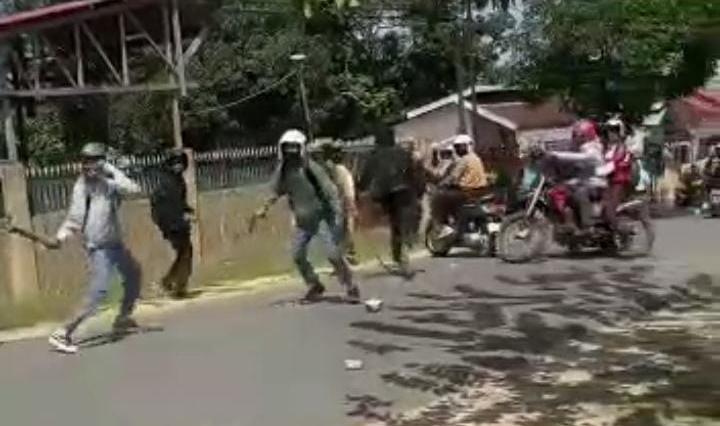 Viral, Tawuran Pelajar Libatkan 3 Sekolah di Kendari